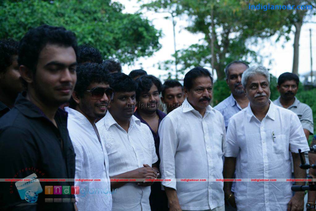 103 K.M Movie hd photo