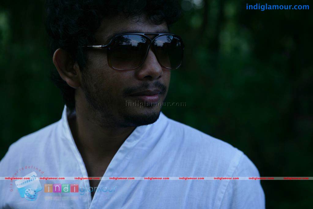103 K.M Movie hd photo