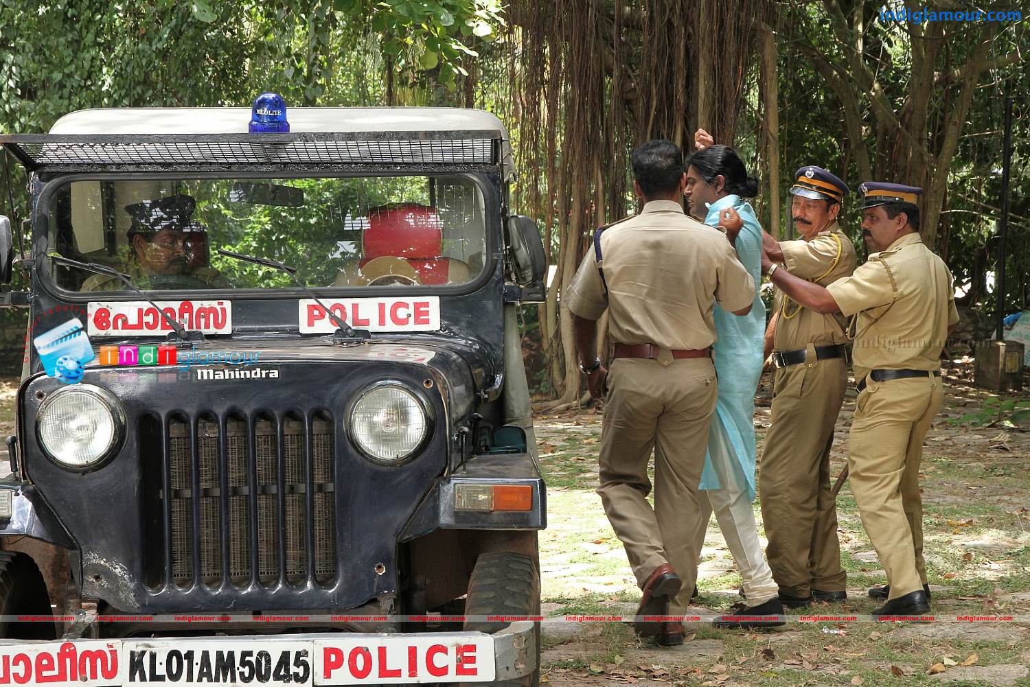 Ardhanari Movie hd photo
