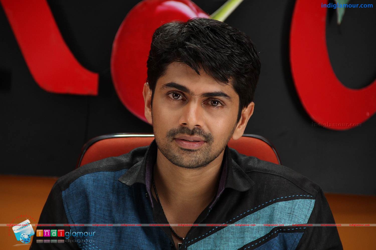 Annum Innum Ennum Movie hd photo