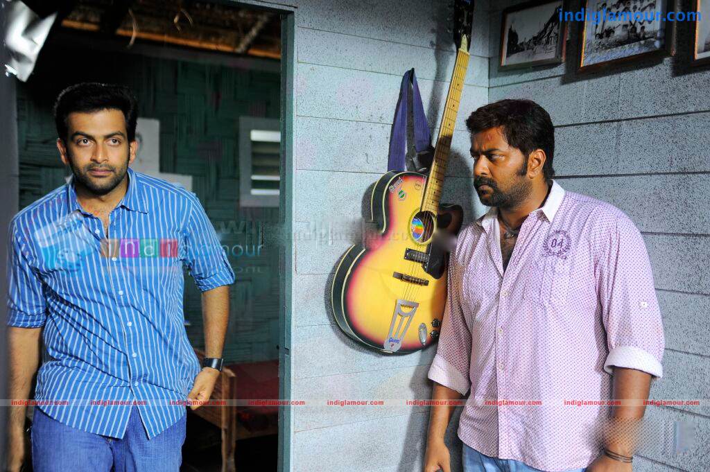 Aakashathinte Niram Movie hd photo