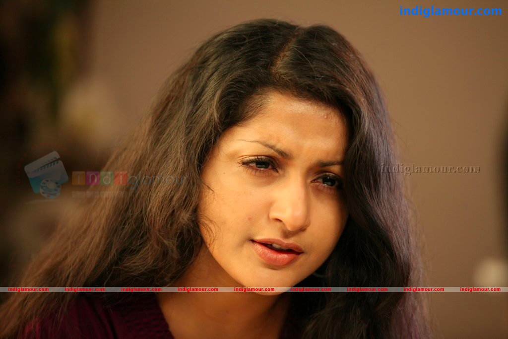 Ms Lekha Tharoor Kannunath Movie hd photo