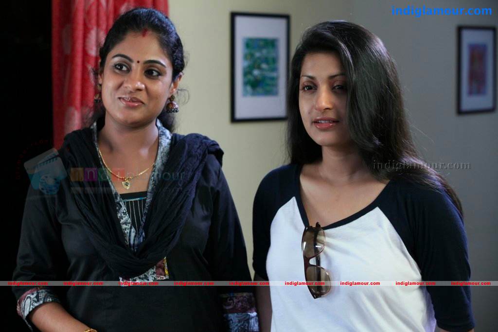 Ms Lekha Tharoor Kannunath Movie hd photo