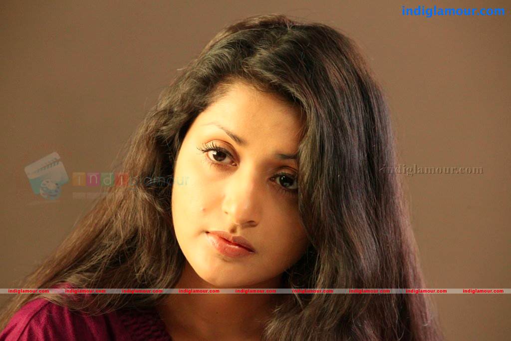Ms Lekha Tharoor Kannunath Movie hd photo