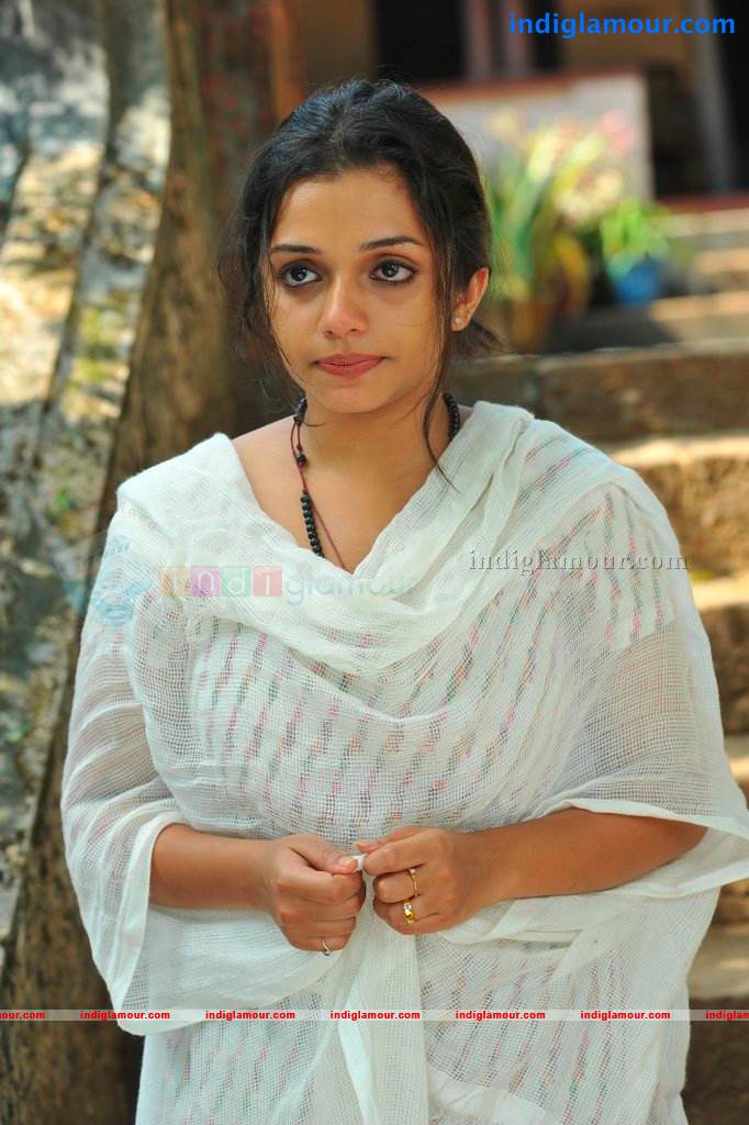 Rabeeca Kizhaka Mala Movie hd photo