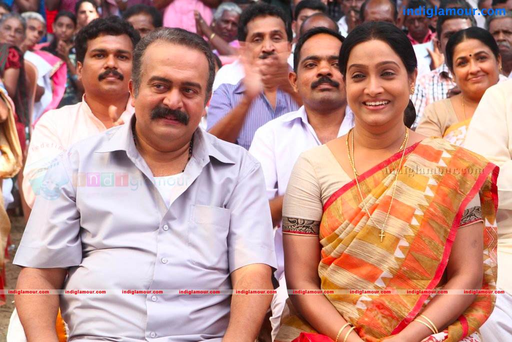 Rabeeca Kizhaka Mala Movie hd photo