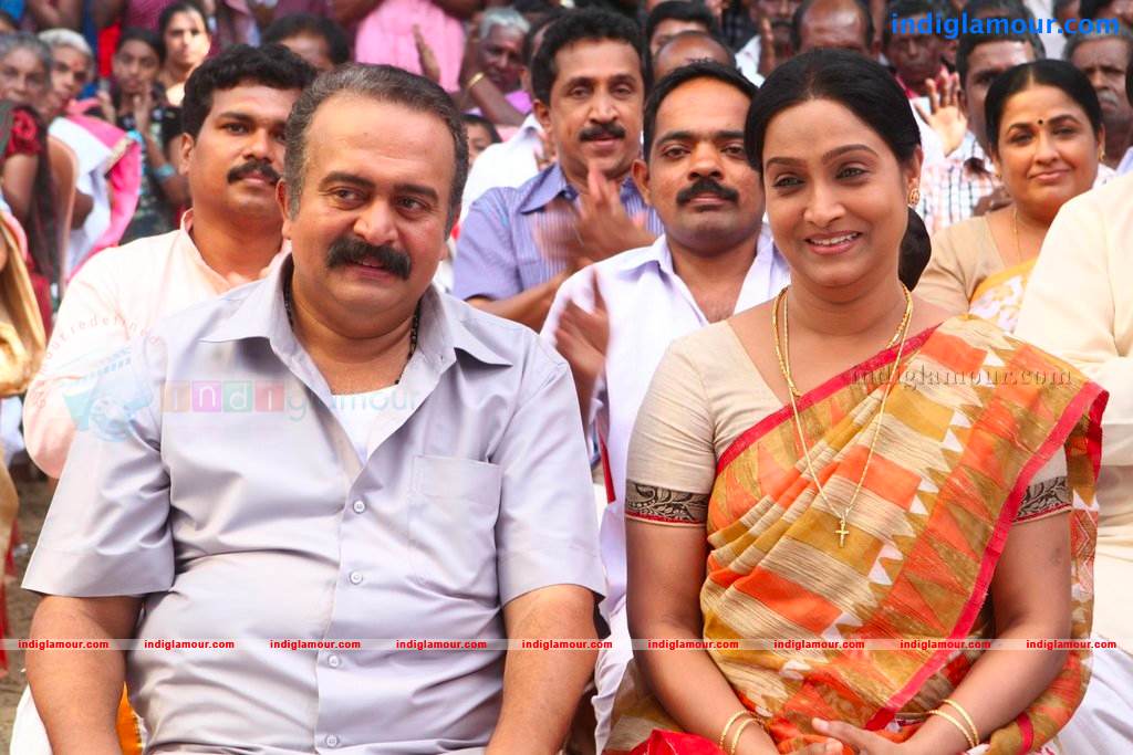 Rabeeca Kizhaka Mala Movie hd photo