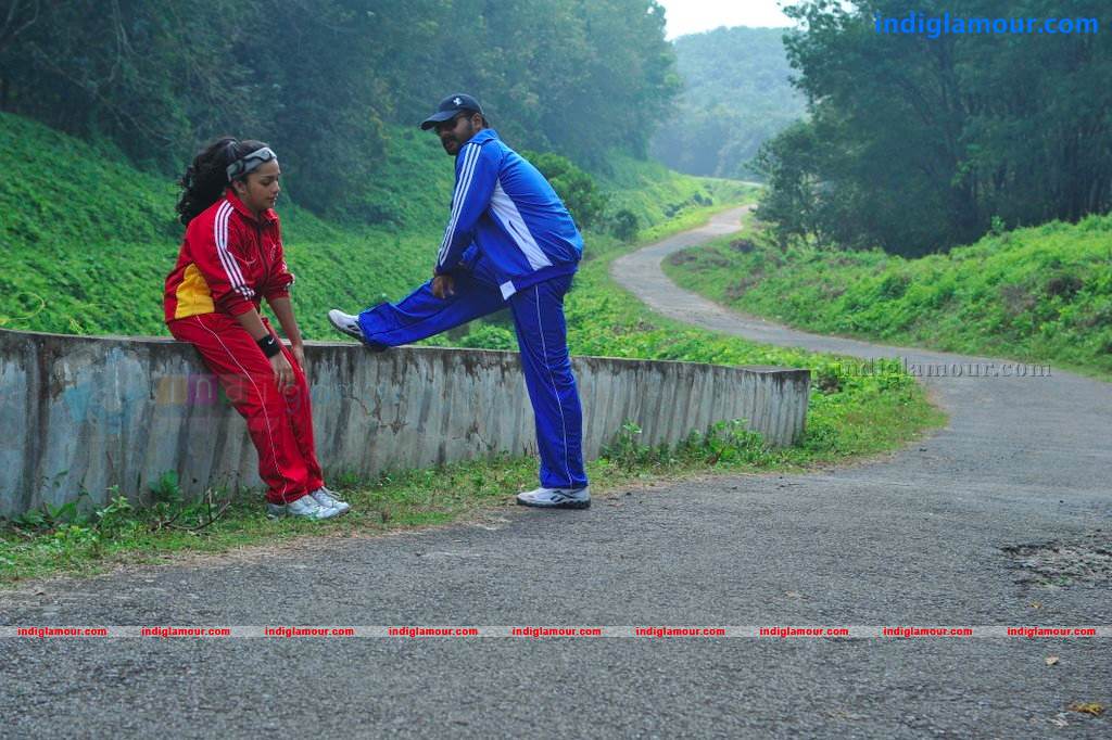 Rabeeca Kizhaka Mala Movie hd photo