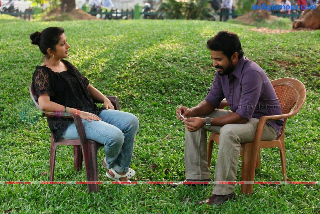 Ms Lekha Tharoor Kannunath Movie hd photo