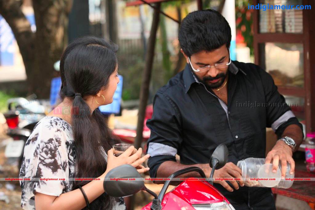 Ms Lekha Tharoor Kannunath Movie hd photo
