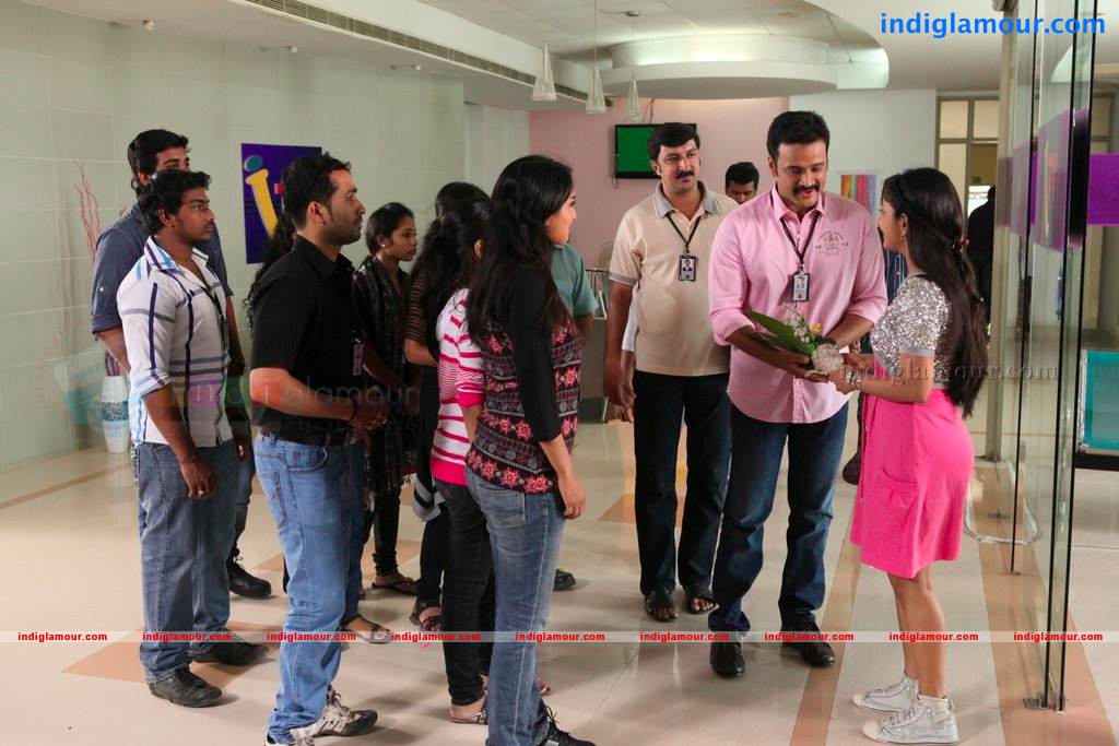 Ms Lekha Tharoor Kannunath Movie hd photo