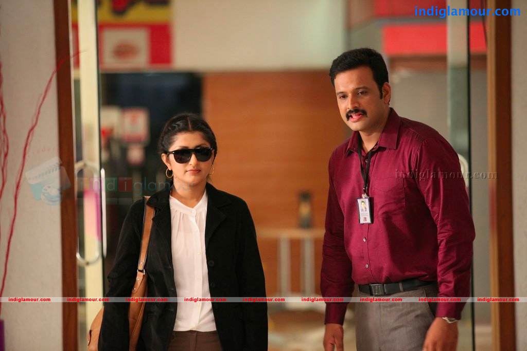 Ms Lekha Tharoor Kannunath Movie hd photo