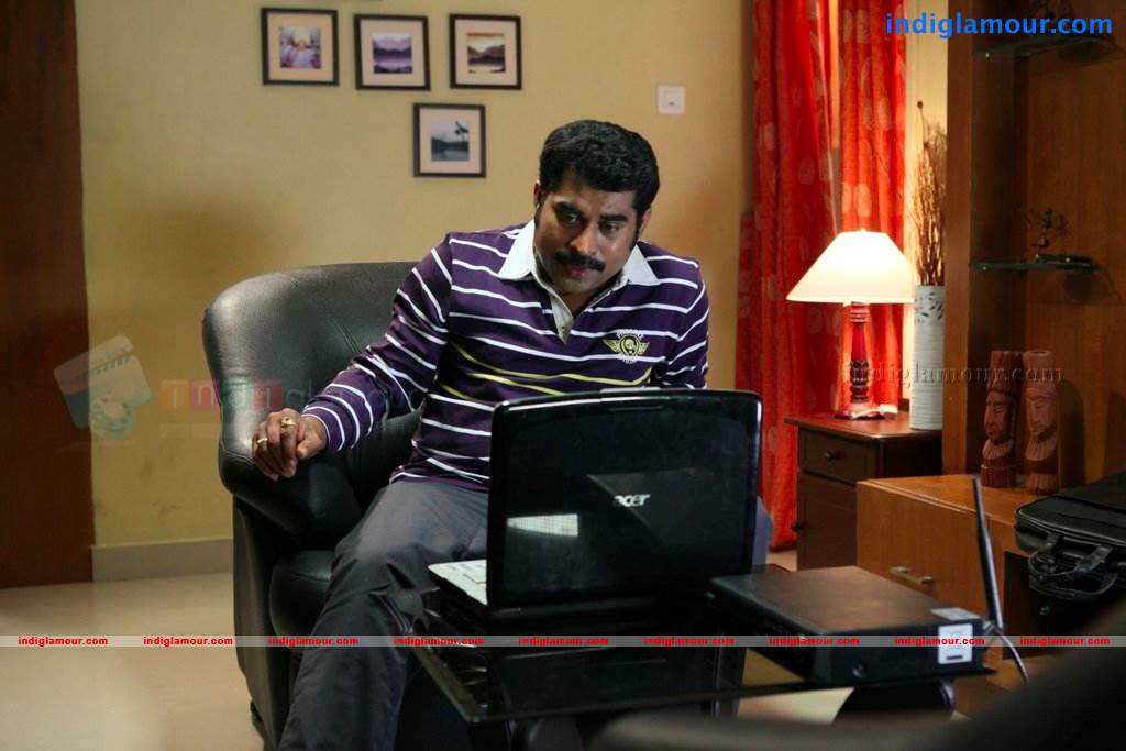 Ms Lekha Tharoor Kannunath Movie hd photo