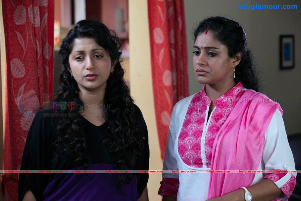 Ms Lekha Tharoor Kannunath Movie hd photo