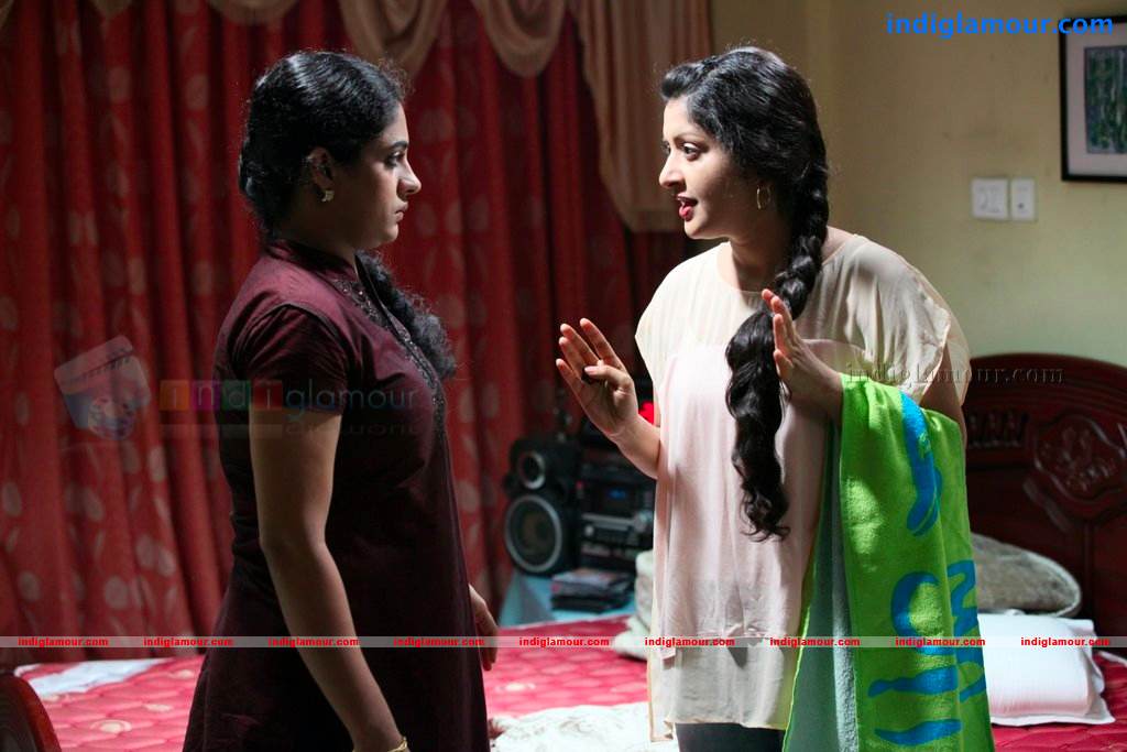 Ms Lekha Tharoor Kannunath Movie hd photo