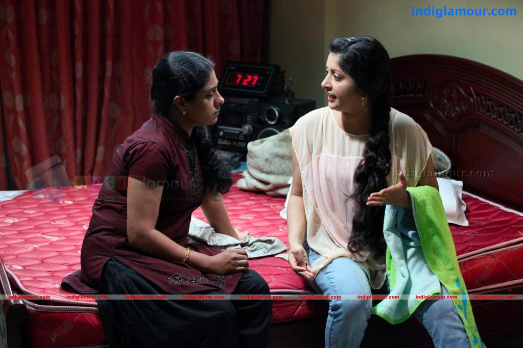 Ms Lekha Tharoor Kannunath Movie hd photo