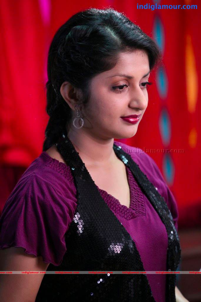 Ms Lekha Tharoor Kannunath Movie hd photo