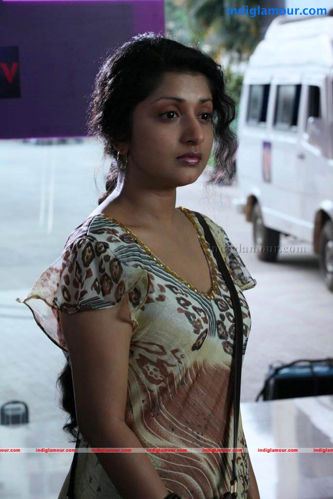 Ms Lekha Tharoor Kannunath Movie hd photo