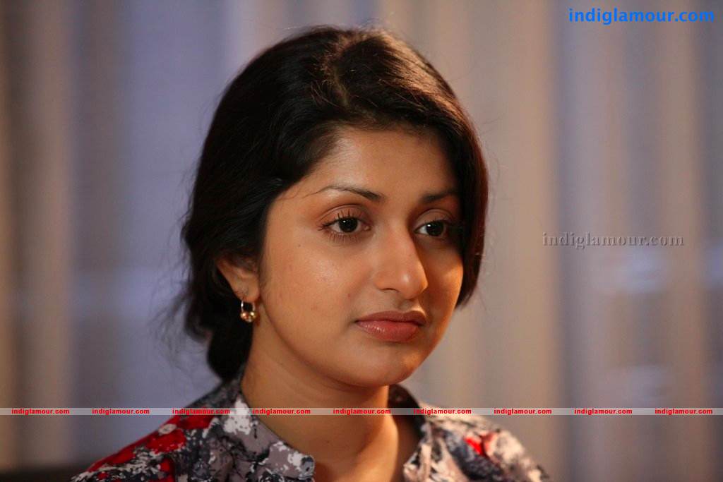 Ms Lekha Tharoor Kannunath Movie hd photo