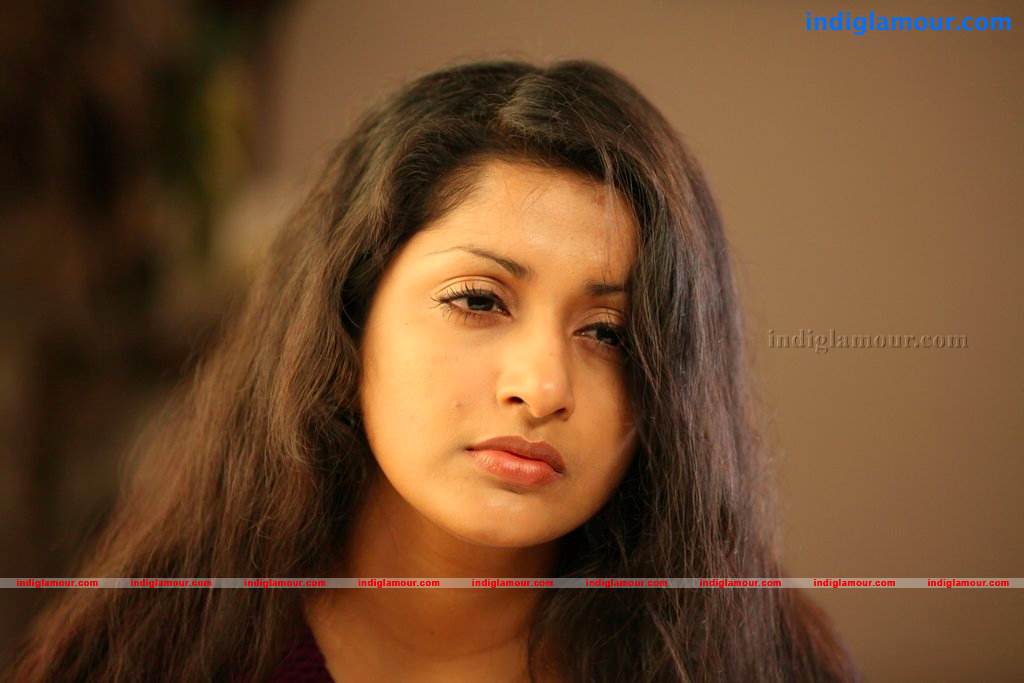 Ms Lekha Tharoor Kannunath Movie hd photo