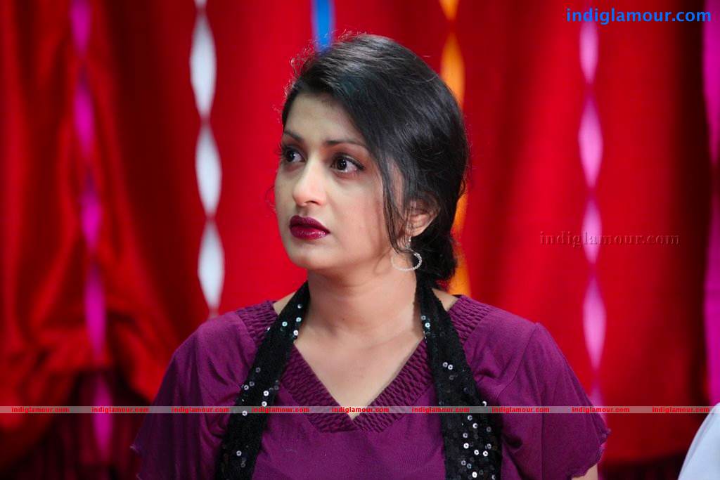 Ms Lekha Tharoor Kannunath Movie hd photo