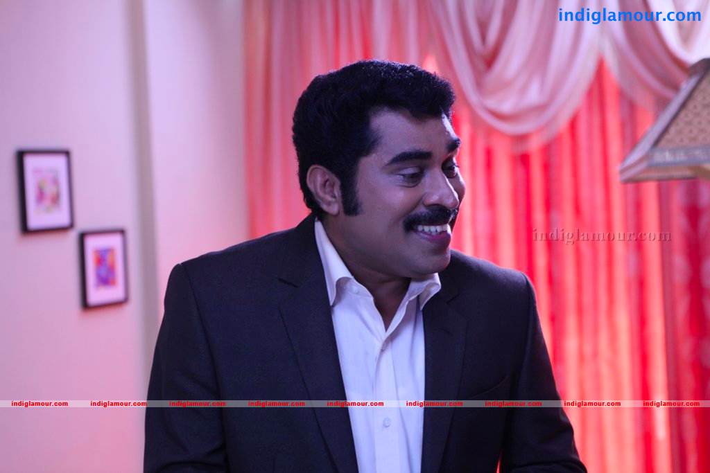 Ms Lekha Tharoor Kannunath Movie hd photo