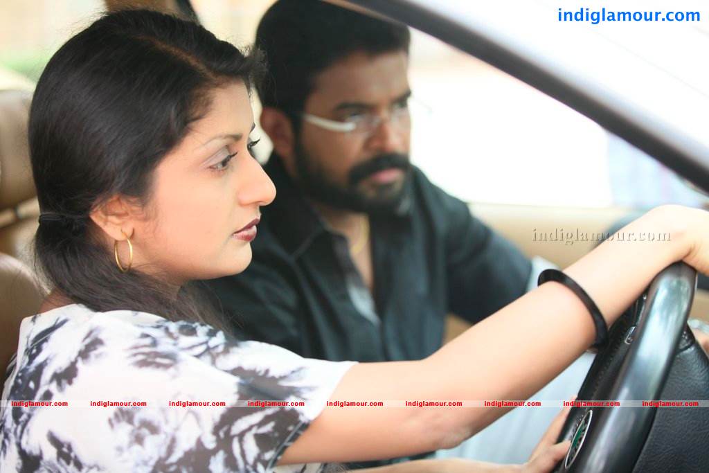 Ms Lekha Tharoor Kannunath Movie hd photo