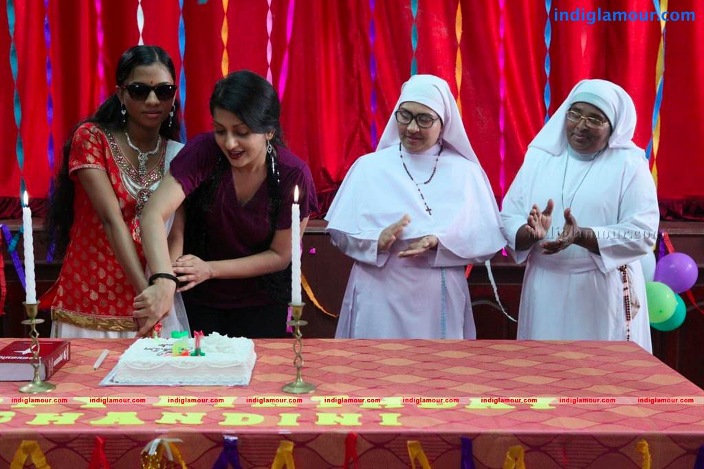 Ms Lekha Tharoor Kannunath Movie hd photo