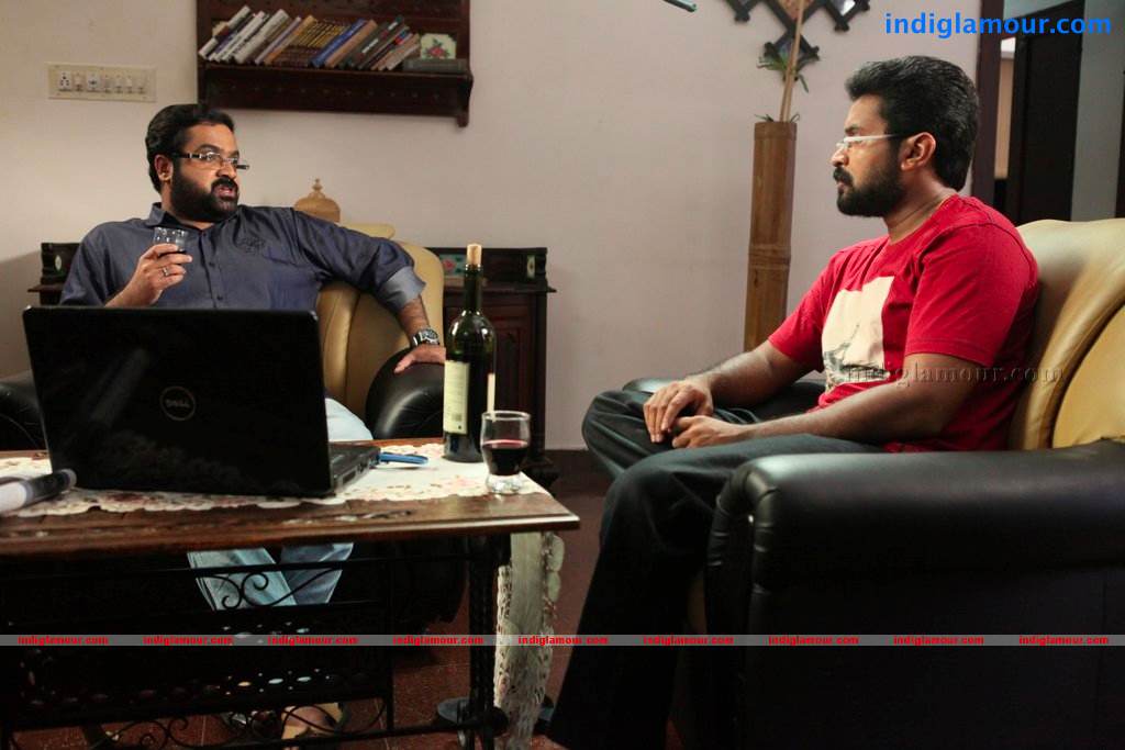 Ms Lekha Tharoor Kannunath Movie hd photo