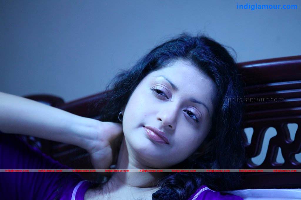 Ms Lekha Tharoor Kannunath Movie hd photo