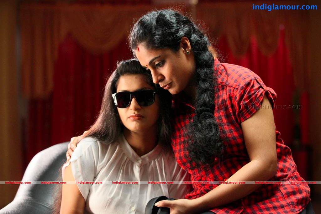 Ms Lekha Tharoor Kannunath Movie hd photo