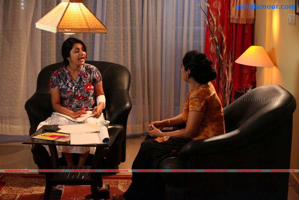 Ms Lekha Tharoor Kannunath Movie hd photo