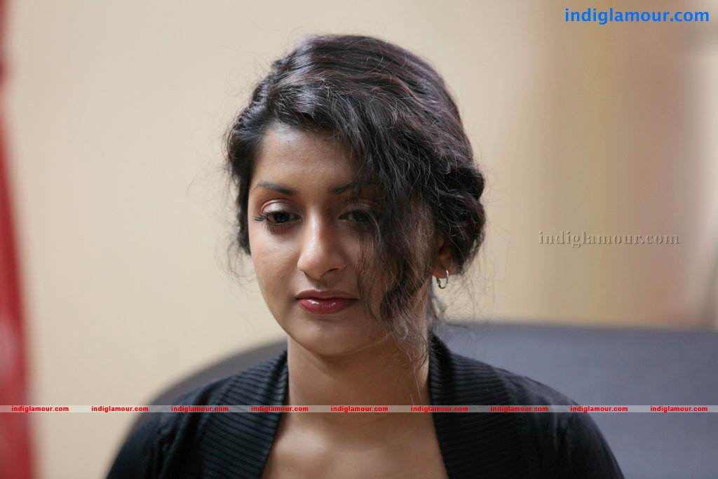 Ms Lekha Tharoor Kannunath Movie hd photo