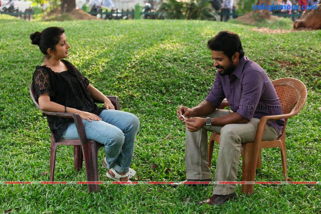Ms Lekha Tharoor Kannunath Movie hd photo