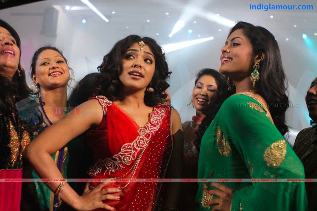 Kammath And Kammath Movie hd photo