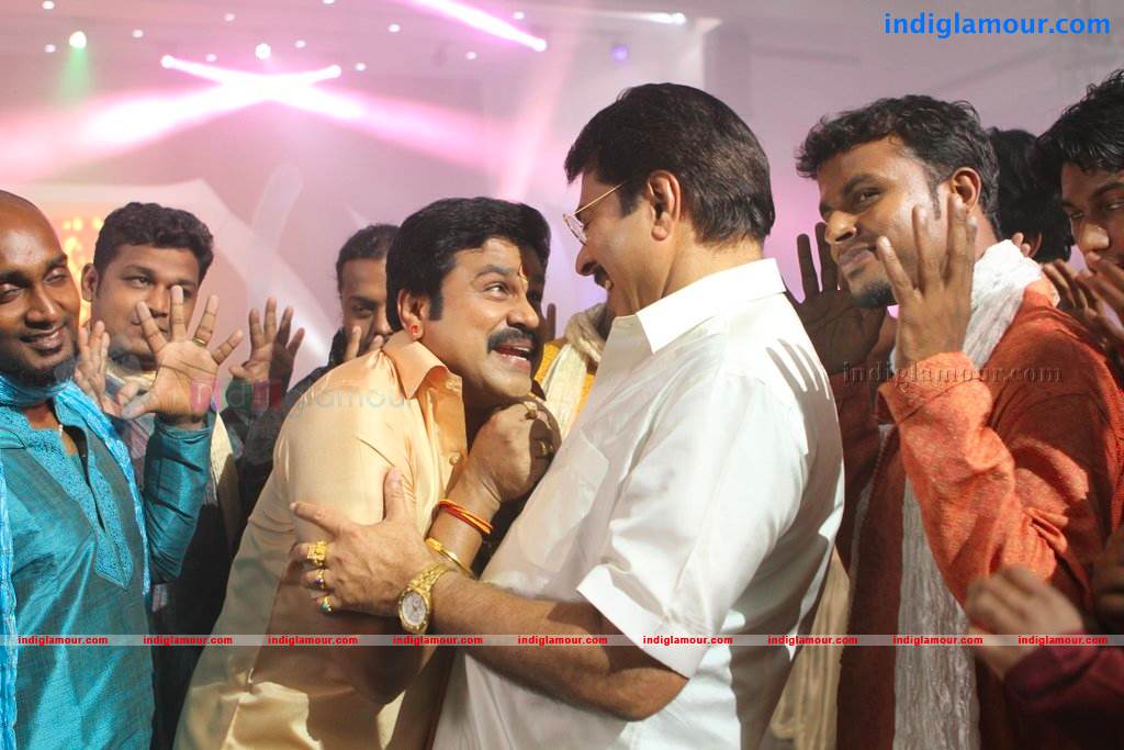 Kammath And Kammath Movie hd photo