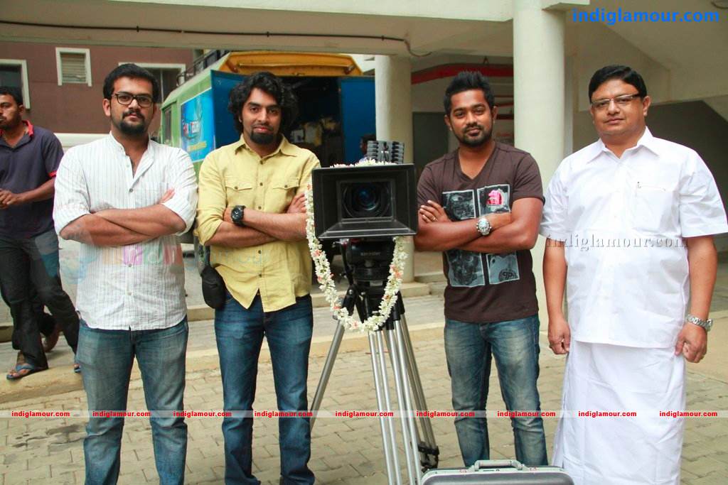 Kili Poyi Movie hd photo