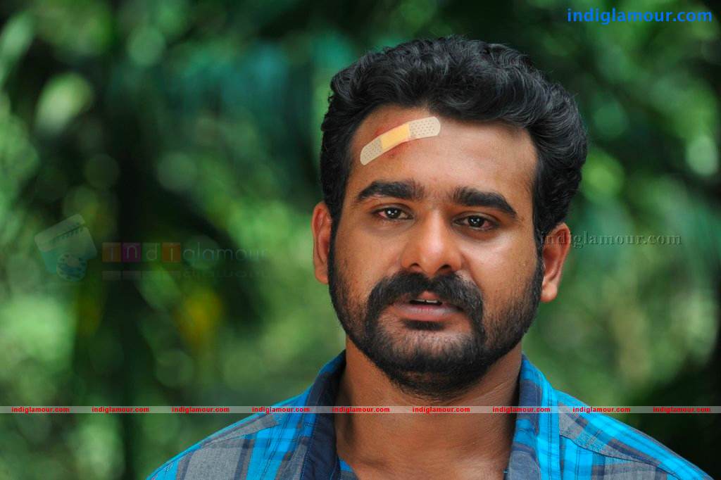 Rabeeca Kizhaka Mala Movie hd photo