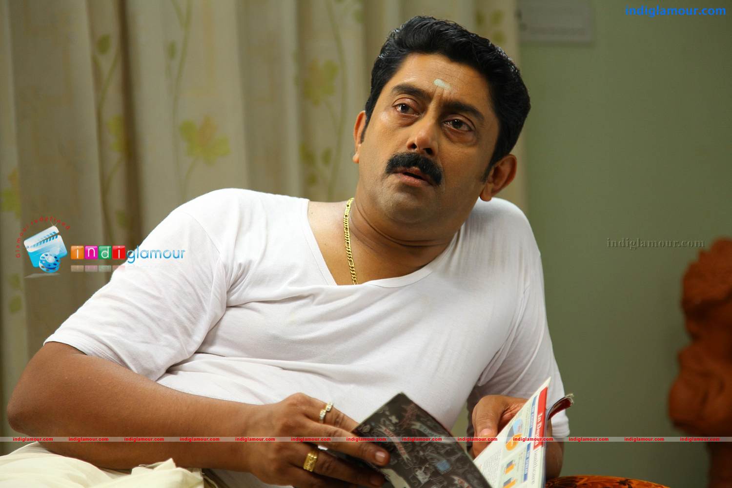 Crocodile Love Story Movie hd photo