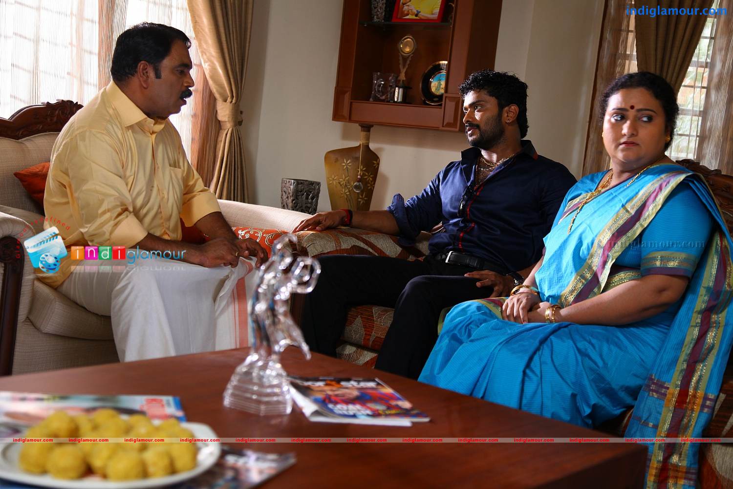 Crocodile Love Story Movie hd photo