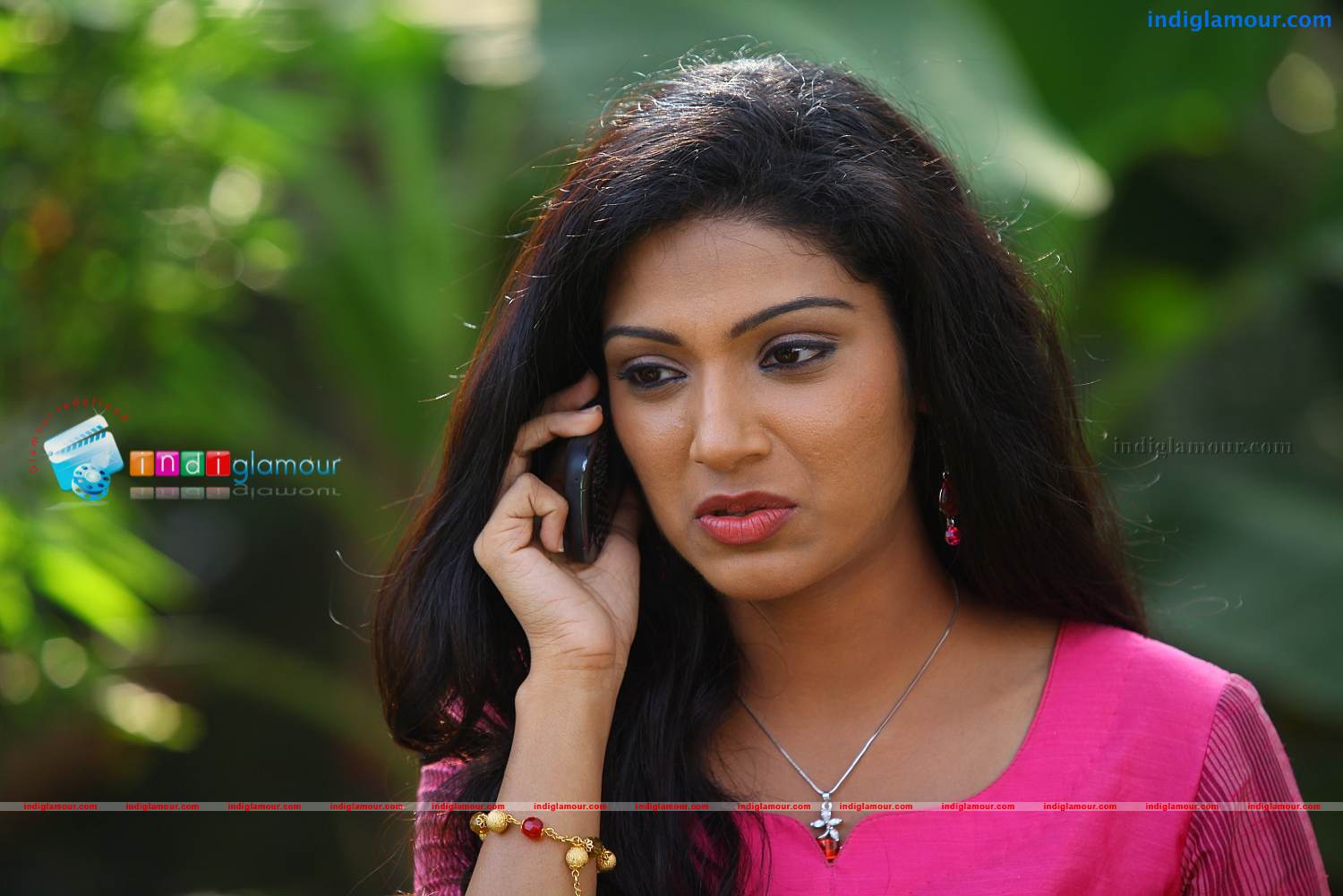 Crocodile Love Story Movie hd photo