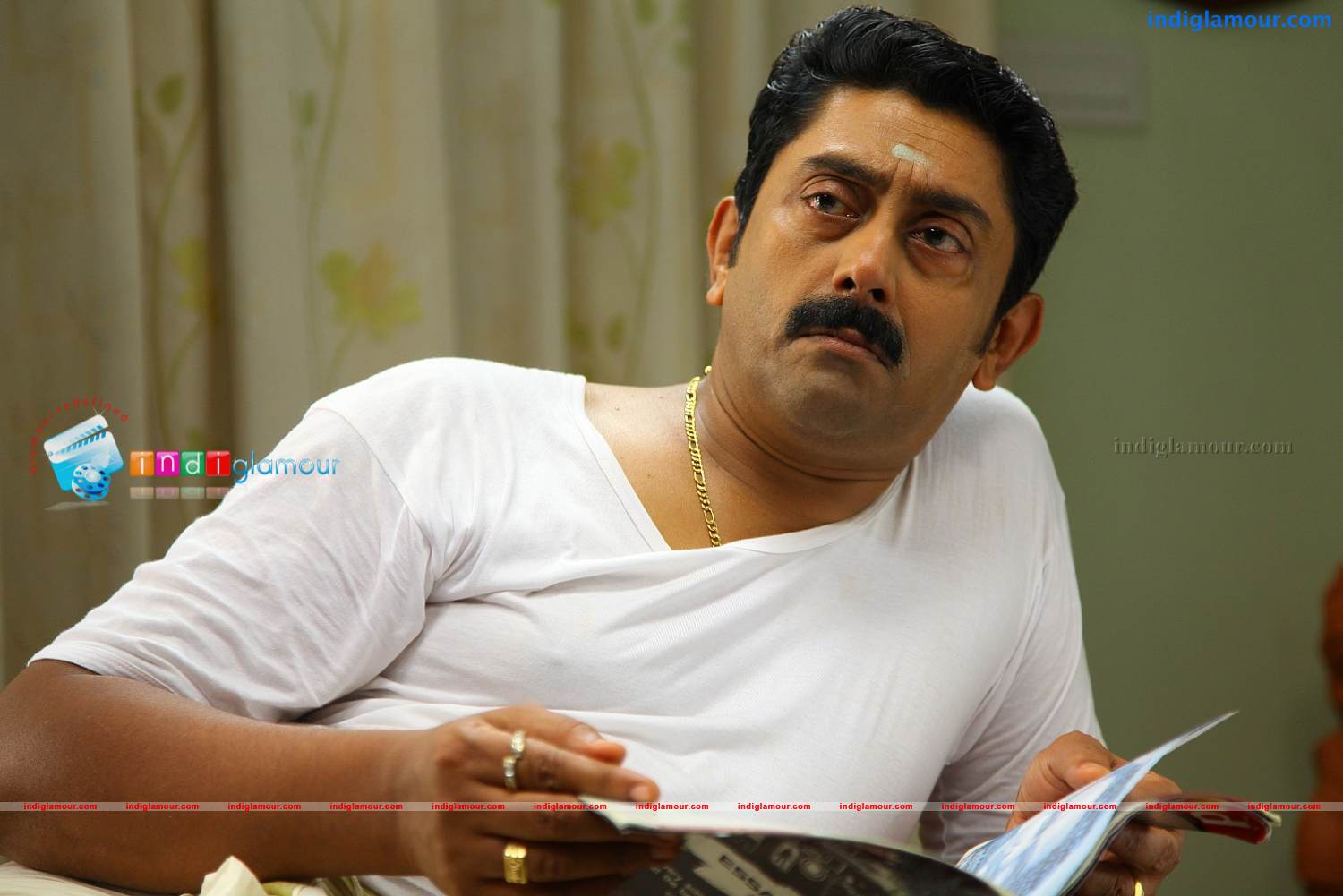 Crocodile Love Story Movie hd photo