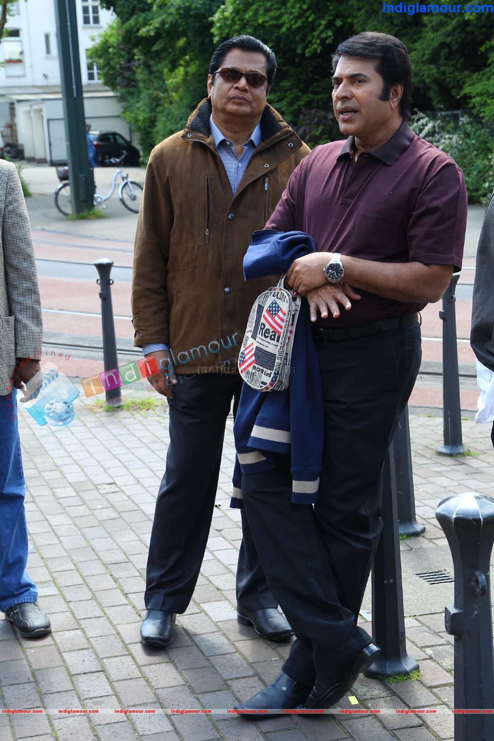 Kadal Kadannu Oru Mathukutty Movie hd photo