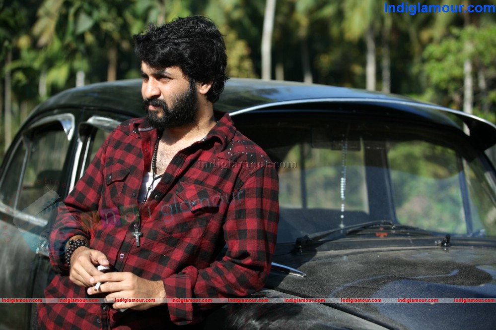 Otta Oruthiyum Sheriyalla Movie hd photo