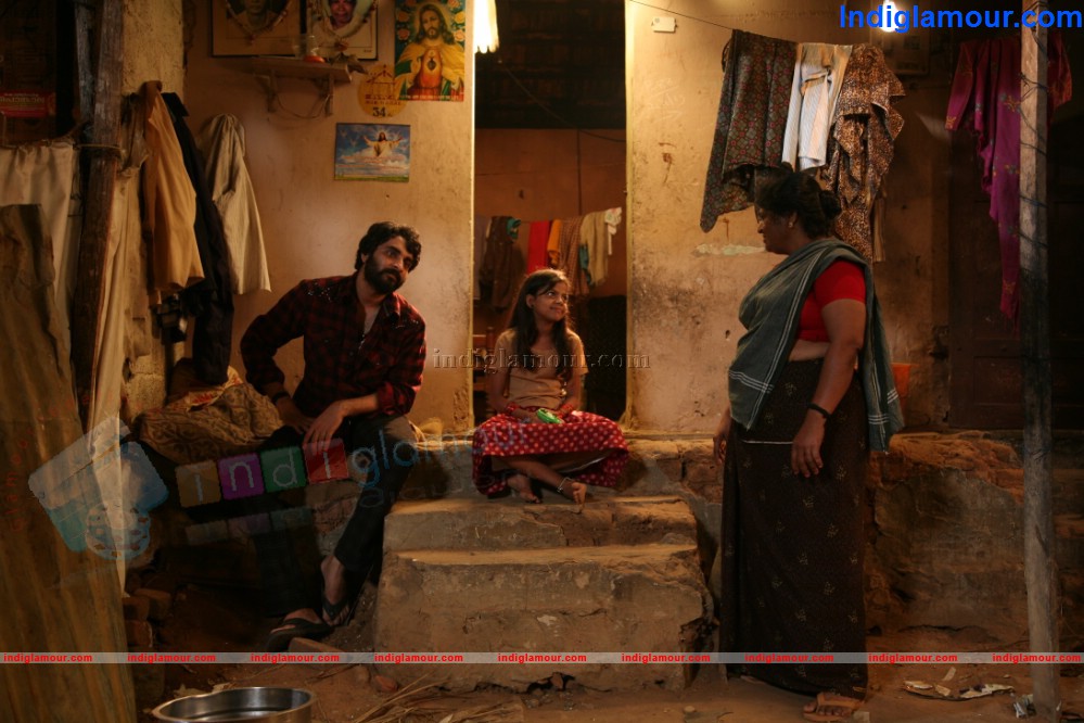 Otta Oruthiyum Sheriyalla Movie hd photo