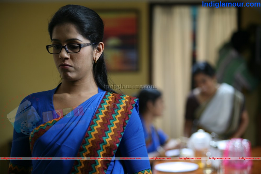 Otta Oruthiyum Sheriyalla Movie hd photo