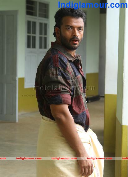 Gangs of Vadakurmnathan Movie hd photo