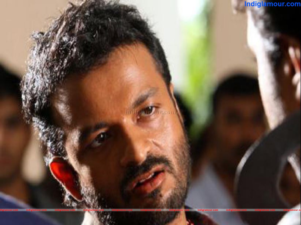 Gangs of Vadakurmnathan Movie hd photo