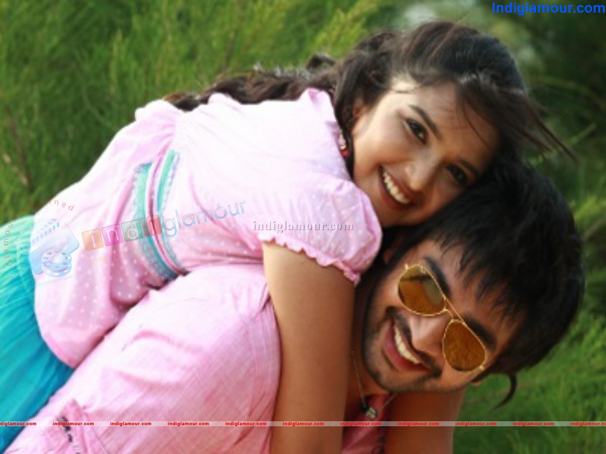 Cherukkanum Pennum Movie hd photo