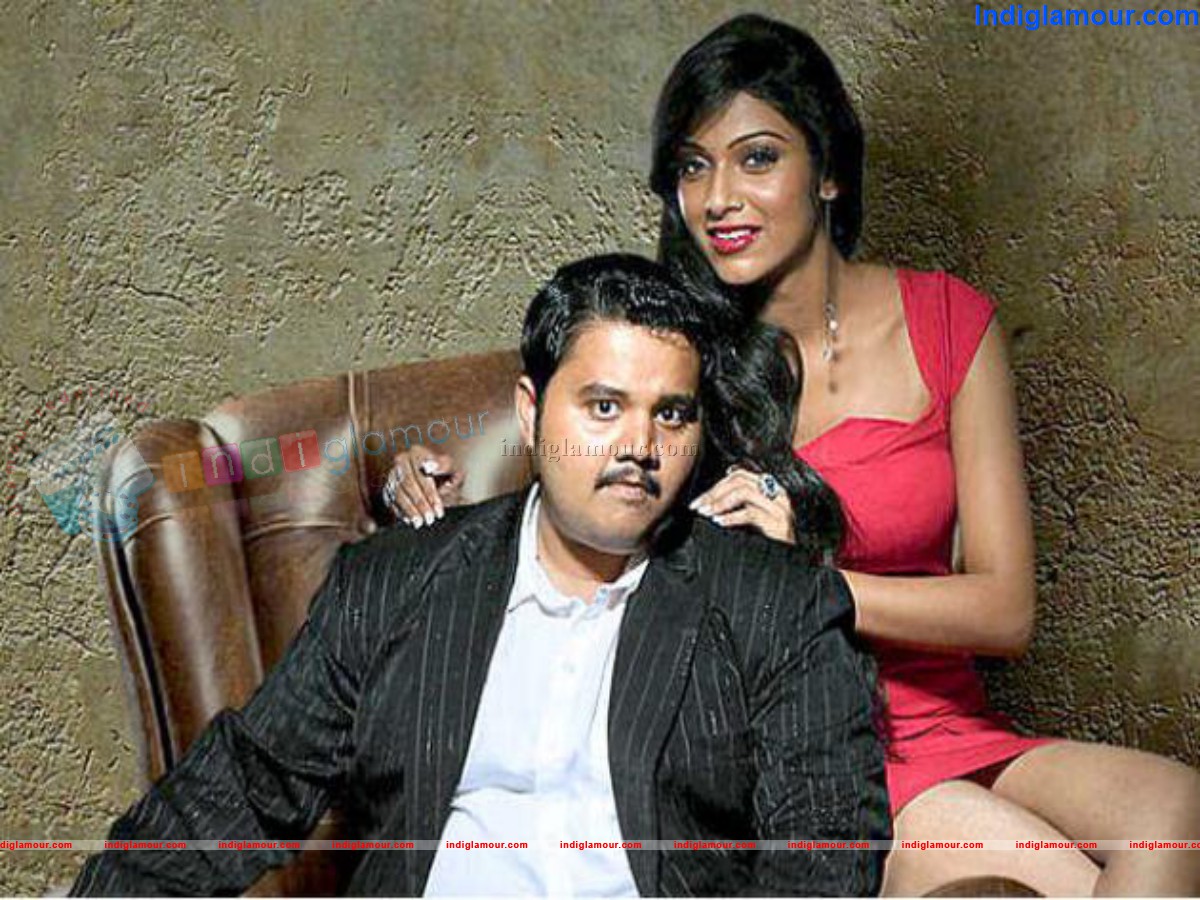 Crocodle Love Story Movie hd photo